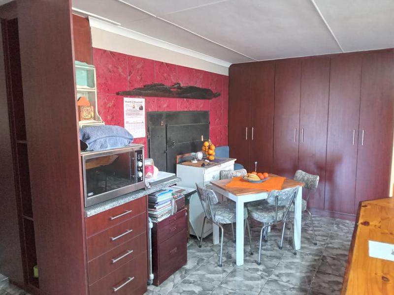 2 Bedroom Property for Sale in Vakansieplaas Western Cape